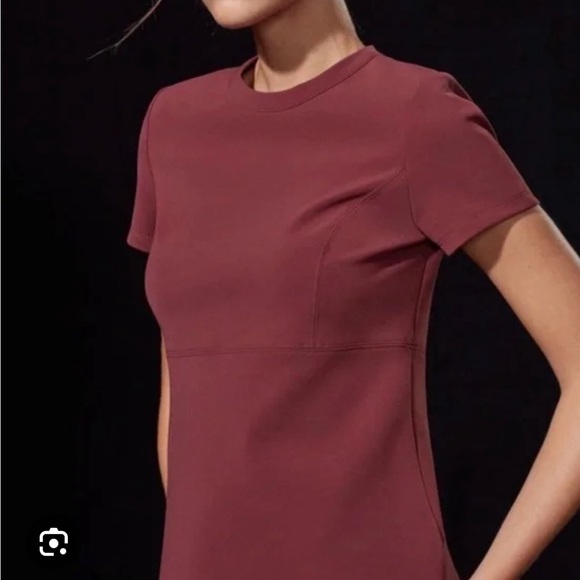 1-01 Babaton Rose Autio Short Sleeve Blouse - Picture 1 of 3